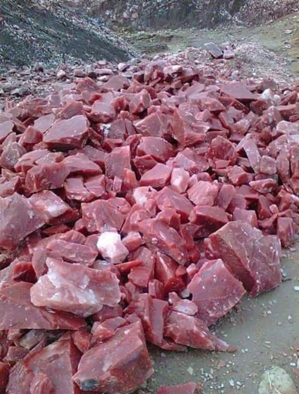 600x792, 117 Kb / Малиновый, кварцит, камни, мясо