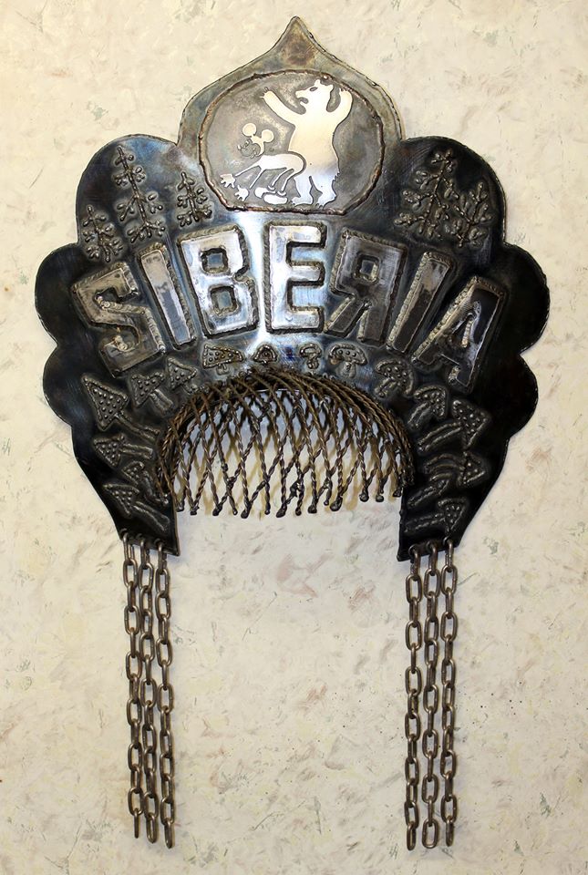 645x960, 123 Kb / SIBEЯIA, сибирь, кокошник, металл, цепи, медведь, микки маус
