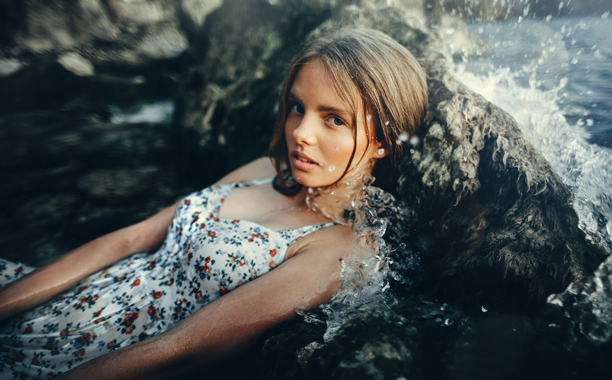 1200x746, 167 Kb / Татьяна Прокопчук, девушка, мокрая, вода, платье, блондинка