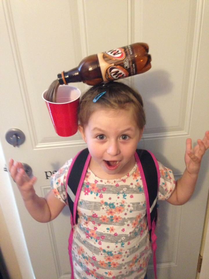 720x960, 62 Kb / прическа, девочка, кола, стакан, пиво