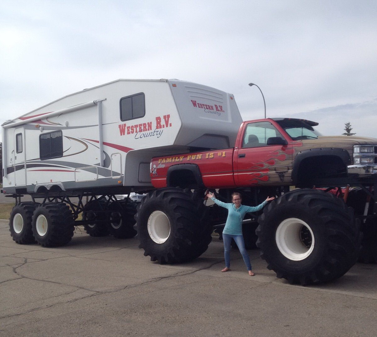 1200x1073, 229 Kb / бигфут, прицеп, колесо