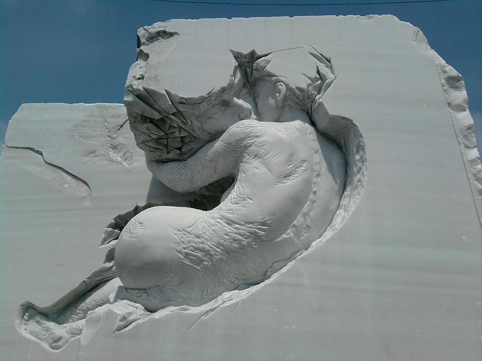 960x720, 63 Kb / памятник, поцелуй