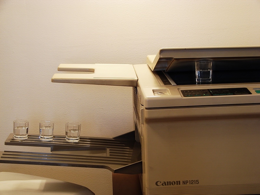 855x642, 249 Kb / ксерокс, водка