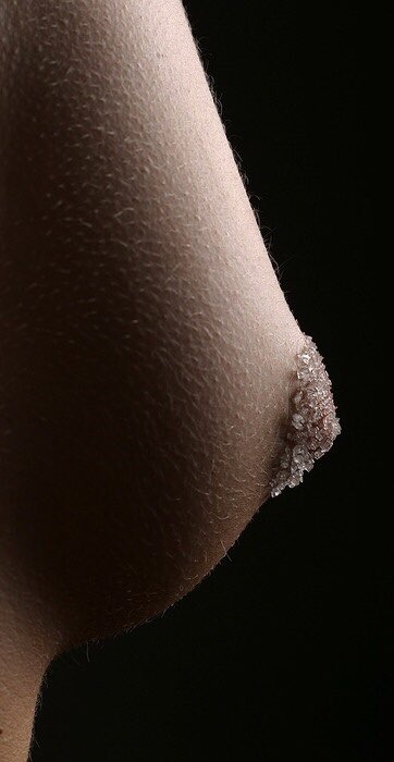 362x700, 28 Kb / сосок, кристаллы