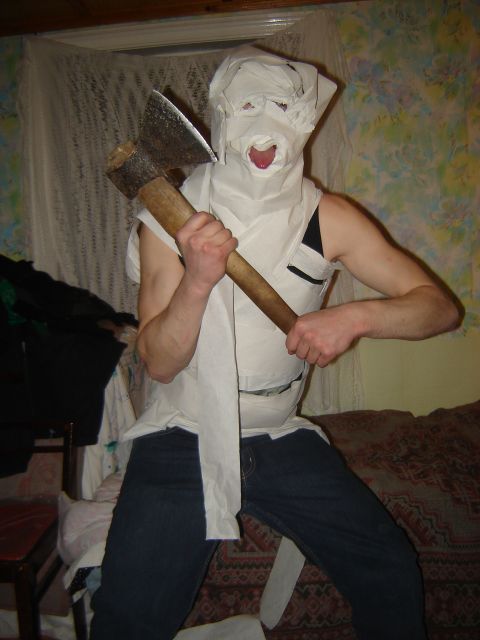 480x640, 39 Kb / топор