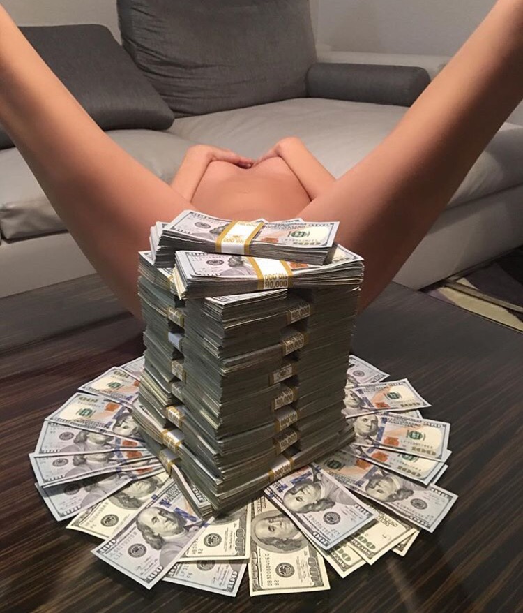 750x878, 202 Kb / деньги, доллары, ноги, стриптиз