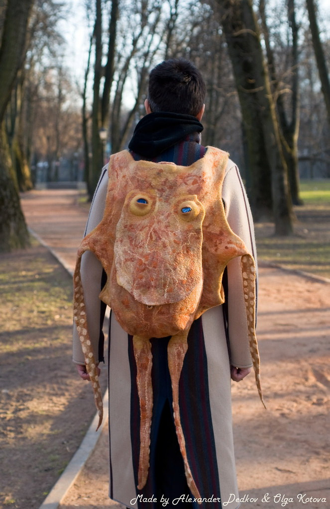 663x1024, 164 Kb / осьминог, рюкзак