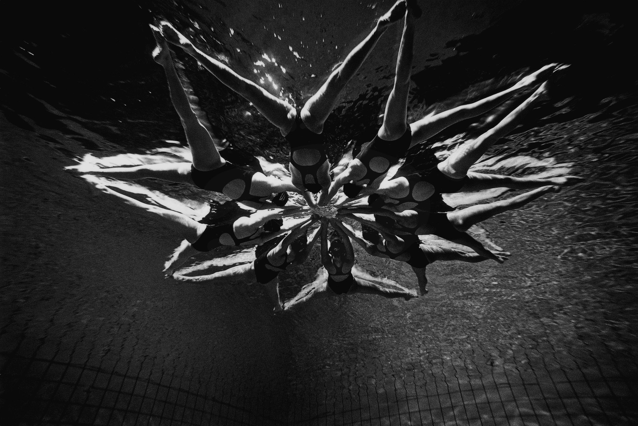 2048x1366, 637 Kb / бассейн, звезда, пловчихи, синхронистки