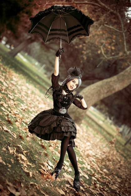 420x630, 157 Kb / зонт, мери поппинс, в трауре