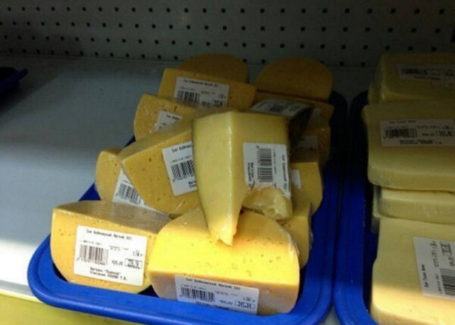 640x457, 50 Kb / Сыр, витрина, укус