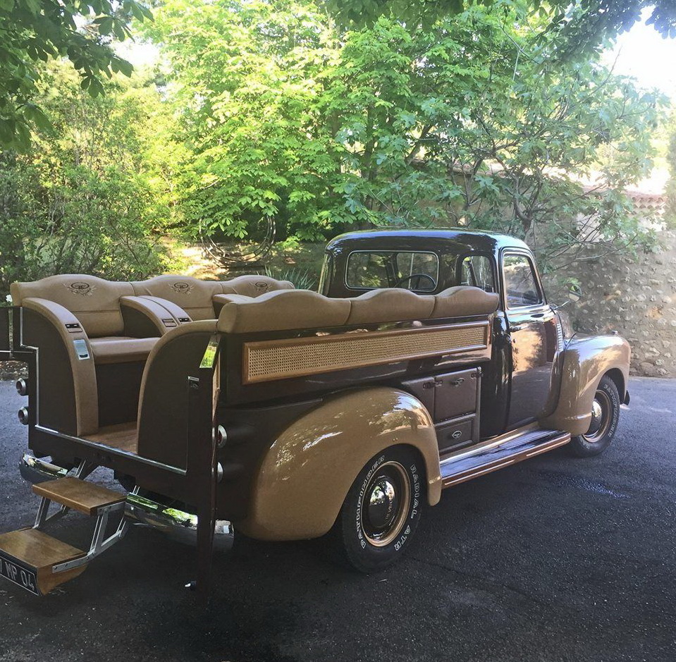 959x939, 441 Kb / авто, грузовик, кресла, кожа