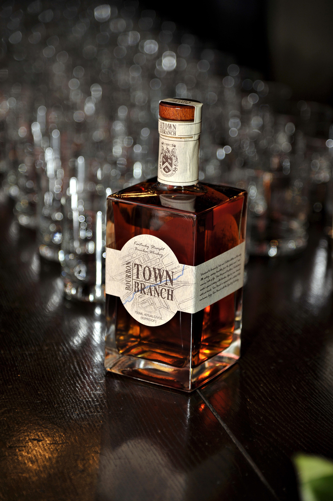 1100x1653, 583 Kb / виски, бурбон, алкоголь, флакон, бутылка