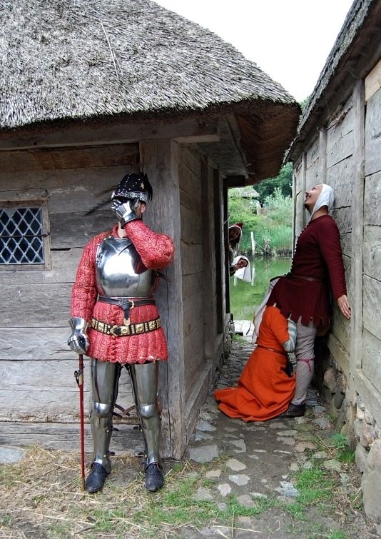 534x755, 241 Kb / реконструкторы, костюмы, косплей, минет, фейспалм