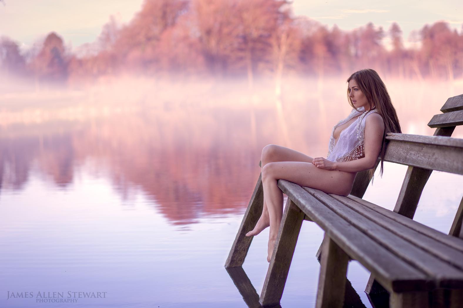 1576x1050, 107 Kb / вода, сиськи, рассвет, лавка, река