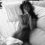 ч/б, голая, постель